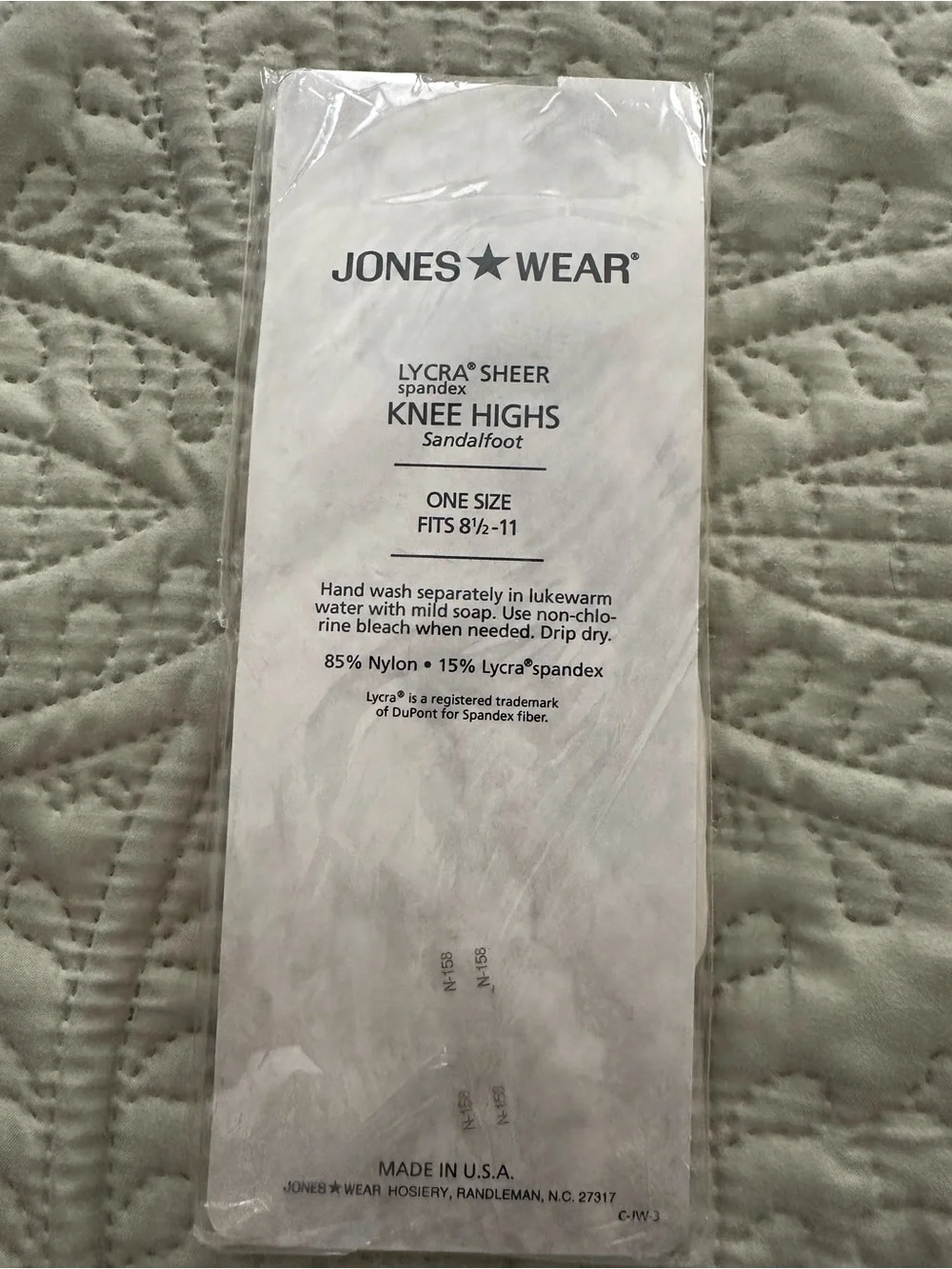 Jones Wear Sandalfoot Knee Highs - Lace (Cream)